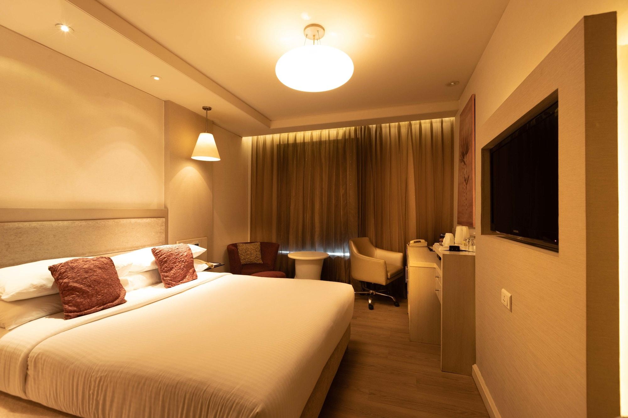 Clarens Hotel Gurgaon Exterior photo