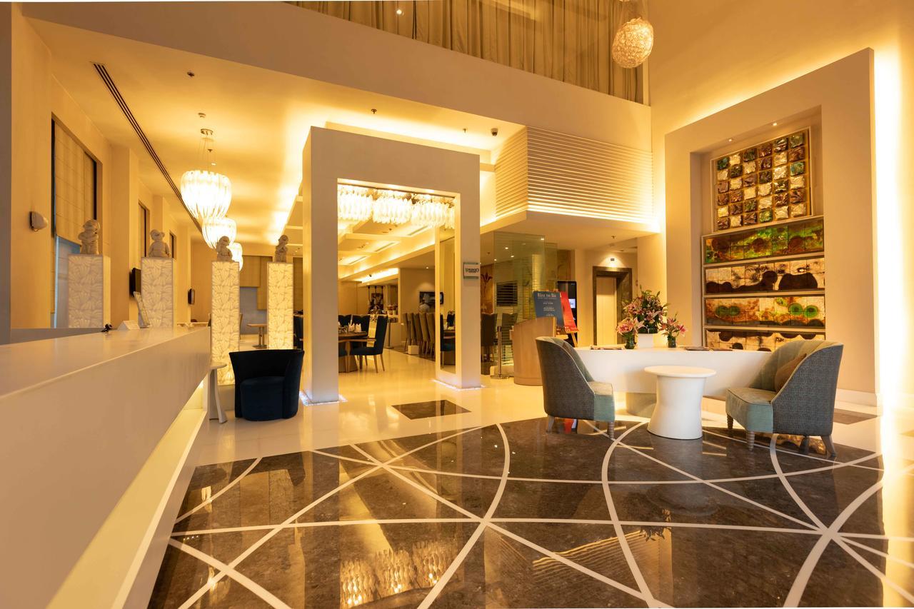 Clarens Hotel Gurgaon Exterior photo